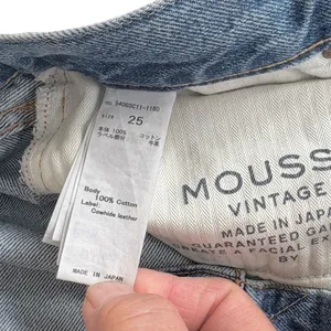 EUC MOUSSY Vintage Straight Leg Button Fly Jeans Size 25 Retail $370.00 thumbnail 5