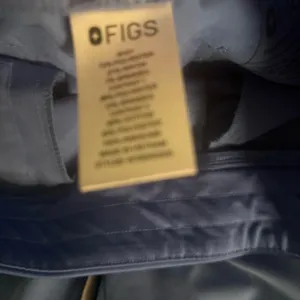 Figs Technical Collection baby blue joggers. Womens XS thumbnail 4