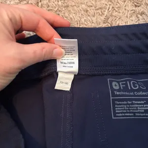 FIGS ‼️ Zamora Jogger Scrub Pants‼️ thumbnail 6