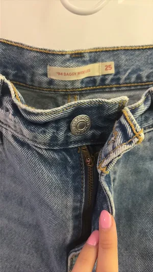 Levi’s Jeans thumbnail 3