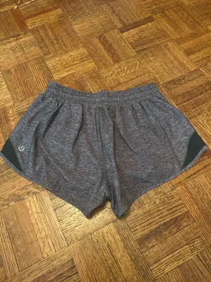Lululemon Hotty Hot Shorts thumbnail 2