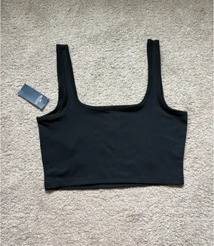 Hollister Top Crop Tank Top thumbnail 2