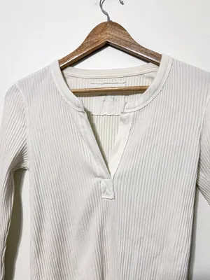 Aerie Fireside Long Sleeve Henley T-Shirt Small White Ribbed Top thumbnail 3