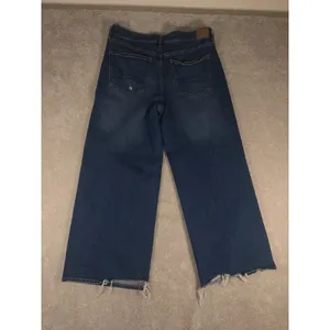 American Eagle Super High Rise Baggy Wide Leg Ankle Jeans Womens 14 Long thumbnail 6