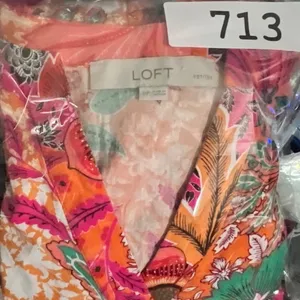 LOFT Floral Mini Dress Womens MP Pink Orange Patchwork Smocked V-Neck Tropical thumbnail 10