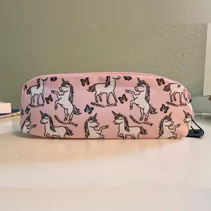 Kendall & Kylie - Unicorn Print Multi Use Zipper Pouch - BNWT! thumbnail 6