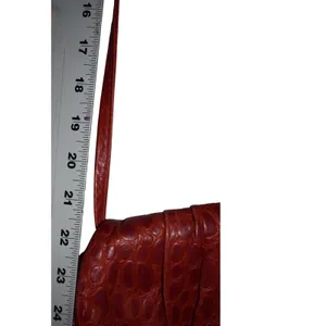 Vintage Shoulder Bag Women OS Red Good Faux Crocodile Embossed Slouch Hobo Retro thumbnail 9