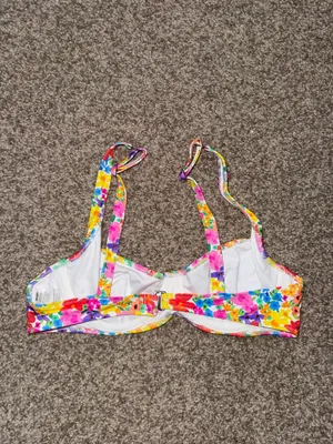 Bright Swimwear Top Bikini Floral thumbnail 3