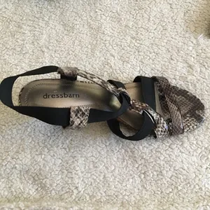 ‎Dress Barn Walda snake skin heels size 6 thumbnail 6