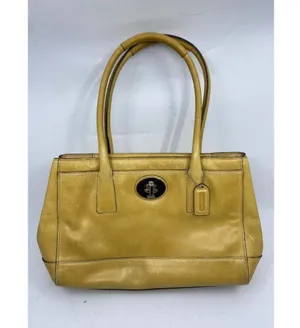 COACH Medium/ Large Leather Gold Shoulder Bag thumbnail 3