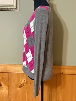 Tommy Hilfiger Gray, Pink & White Argyle V-Neck Cardigan size S 100% Pima Cotton thumbnail 3