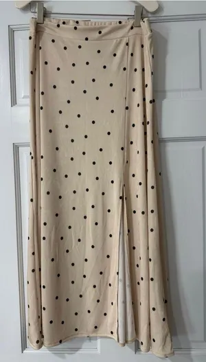 SINSAY Maxi Polka Dot Champagne Skirt With Sleet Size XL thumbnail 1