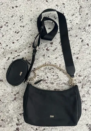 DKNY‎ Chain Shoulder Bag Crossbody Detachable Strap w/ Ear Bud Coin Purse Black thumbnail 1
