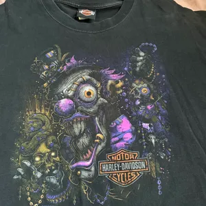 Harley Davidson Black Graphic Tee T-Shirt Jester Joker Clown Y2K Biker Streetwear Goth Punk Grunge Short Sleeve Men XL - measurements in pics thumbnail 2
