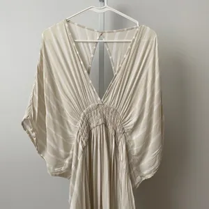Indah Rayon Boho Beachy Coastal Flowy Striped Smocked Maxi Dress S/M Tan White thumbnail 2
