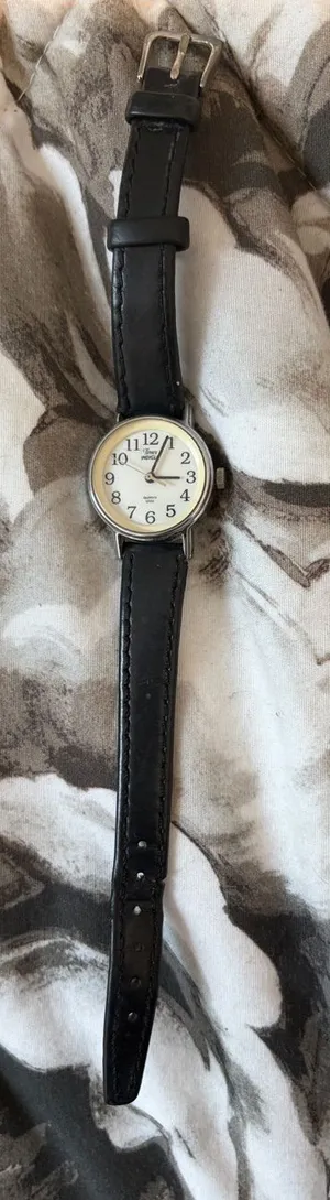 Indiglo by Timex Quartz Women’s Silver-Toned Black Leather Wrist Watch thumbnail 1
