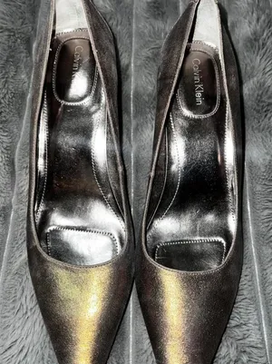 Calvin Klein Polly pointed-toe pumps metallic‎ pewter/gunmetal finish. Size 8.5M thumbnail 1