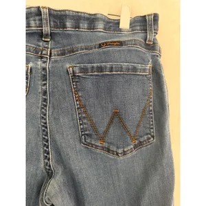 Wrangler Willow Mid Rise Straight‎ Leg Jeans Medium Wash Blue Denim Womens 30x31 thumbnail 7