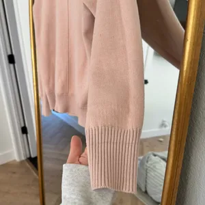 Max & Mia Soft knit crewneck with a relaxed fit Size M thumbnail 4
