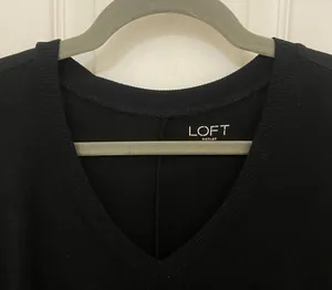 Loft Outlet Long Sleeve V-Neck Top in Black thumbnail 2