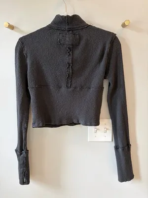 Marine Layer Cropped Ribbed Half-Zip Long Sleeve Top - XS thumbnail 2