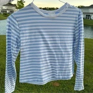 H&M women’s stripped long sleeve tee size large thumbnail 1