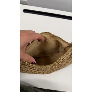 Tan Woven Straw Baguette Shoulder Bag Gold Chain Strap Raffia Style Bag thumbnail 6