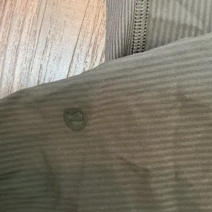 Lululemon Studio Pant Gray Textured Jogger Drawstring Size 4 Athleisure Utility thumbnail 3