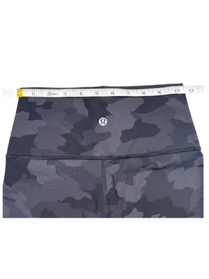 Lululemon Align High Rise Crop Leggings 4 Black/Gray Camo 21" thumbnail 5