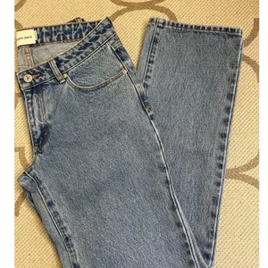 Abrand A ’99 Low Straight Jeans 90s Y2K Low Rise Blue Denim Size 29 Style 72468 thumbnail 2