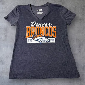NDenver Broncos NFL Team Apparel V Neck T‎ Shirt Womens M Gray Short Sleeve thumbnail 1
