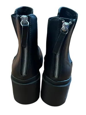 Dolce Vita Sooki Black Vegan Leather Chunky Lug Sole Chelsea Boots Womens Sz 6.5 thumbnail 5