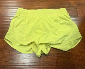 Lululemon Hotty Hot 2.5" thumbnail 1