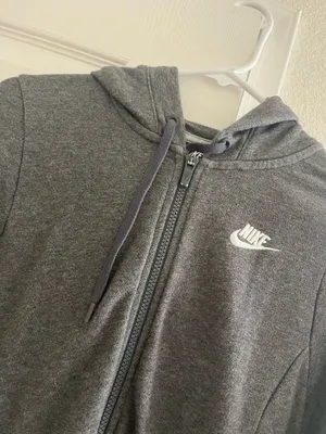 nike hoodie thumbnail 2