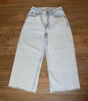 Abercrombie & Fitch The Crop Wide Leg High Rise Jeans thumbnail 1