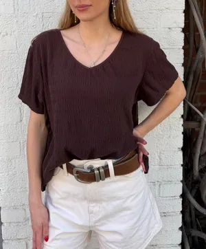 White stag y2k Brown textured V-neck top with puff sleeves Size XL thumbnail 1