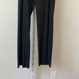 Rezrekshn Size M Black Straight Leg Pants Elastic‎ Waist Stretch Minimalist Chic thumbnail 3