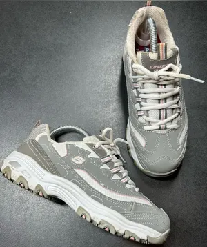 Skechers Women’s Size 8.5 Gray Light Pink D`lites Work Slip Resistant Sneakers thumbnail 1