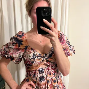 House of Harlow 1960 Floral Cutout Mini Dress thumbnail 4