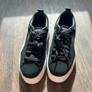 Puma Mayze Classic Sneakers thumbnail 2