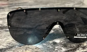 XOXO Stylish Black Sunglasses thumbnail 1