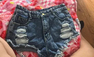 jean shorts Size M thumbnail 1