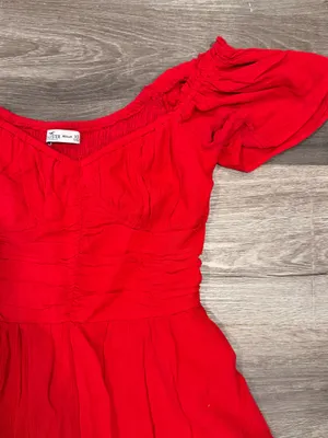 Hollister Women’s Red Smocked Romper Puff Sleeve Viscose Size XS thumbnail 2