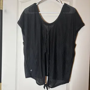 Lululemon Ahead By Miles Black Mesh Short Sleeve Top. Sz 10 Like NWOT Black thumbnail 2