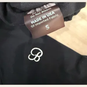 Bombshell Sportswear Toggle Set! thumbnail 3
