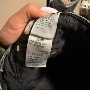 Levi's Ribcage Bootcut High Rise Jeans in Black Lake- Size 25 thumbnail 8