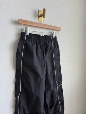 BDG Urban Outfitters Jess Straight Leg Nylon Track Pants Black XS thumbnail 4