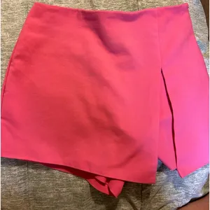 English Factory Hot pink shorts thumbnail 1