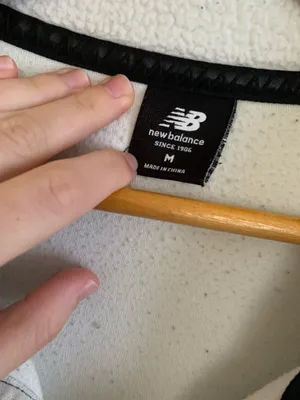 New balance men’s jacket thumbnail 3