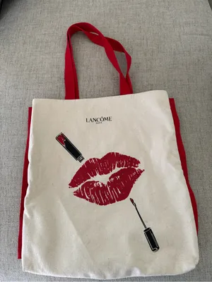 Lancôme Red Lip Print Canvas Tote thumbnail 1